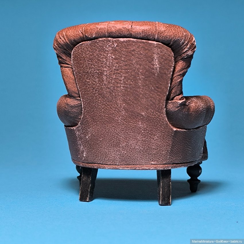 Миниатюрное кресло, масштаб 1:12 (фото 2)