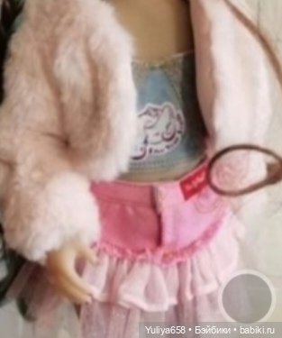 Аутфиты Эллы Джады . Робин.Амины Руби ред (фото 5)