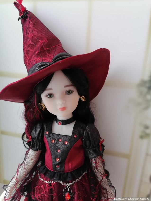 Розанна в аутфите и парике от Максим (фото 8)