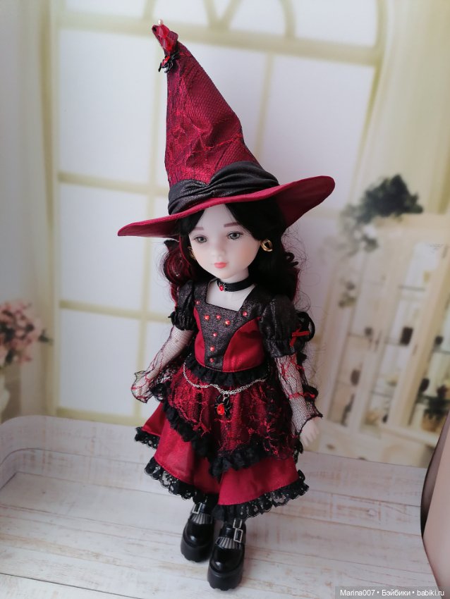 Розанна в аутфите и парике от Максим (фото 2)