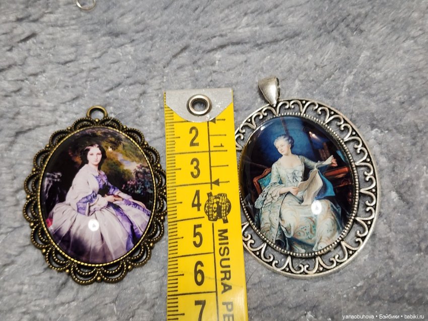 Кулоны для средних и больших кукол (фото 6)