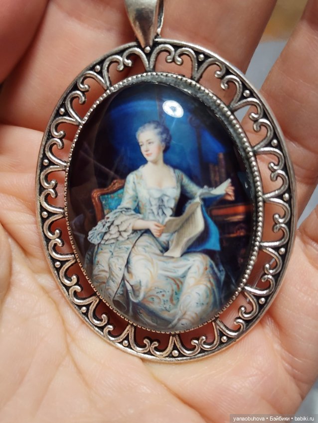 Кулоны для средних и больших кукол (фото 5)