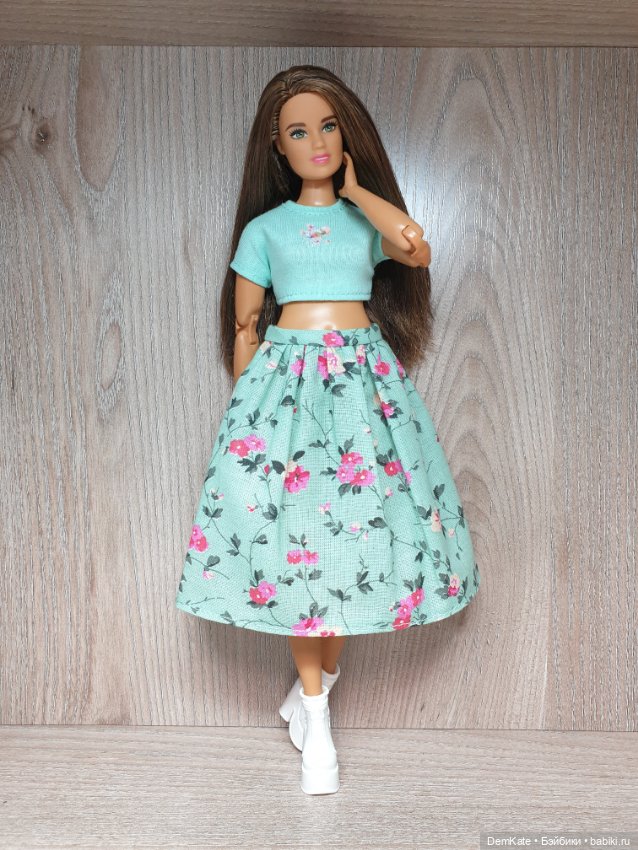 Комплект на Барби пышку — Одежда для кукол (фото 3)
