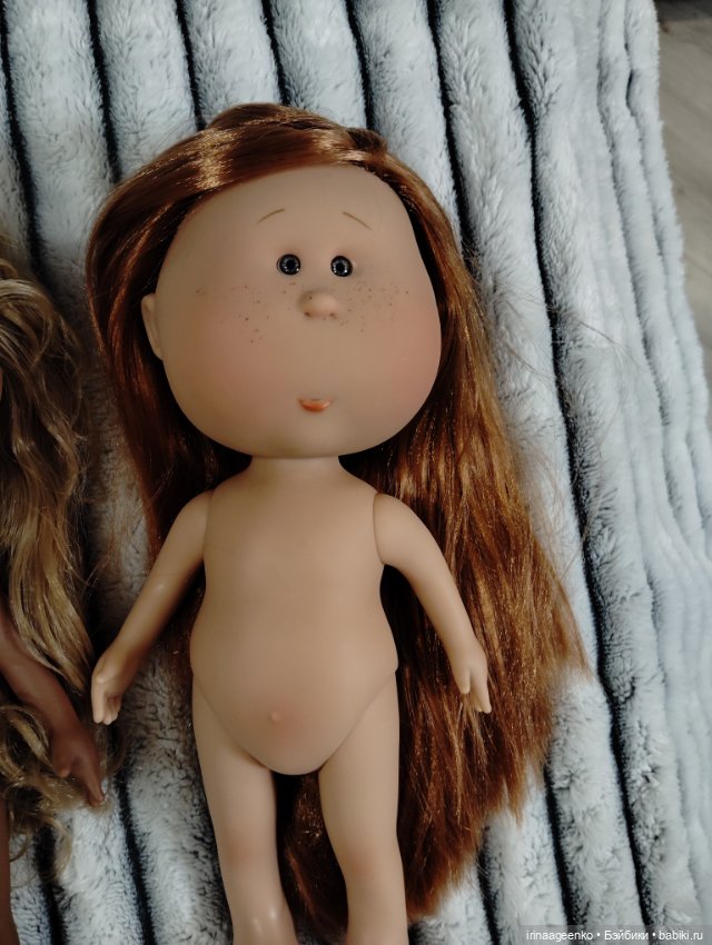 Mia Nines D'Onil, Мия — Игрушки для детей