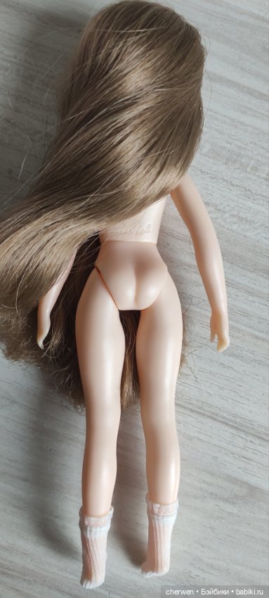 Азиатская коллекционная куколка (фото 2)