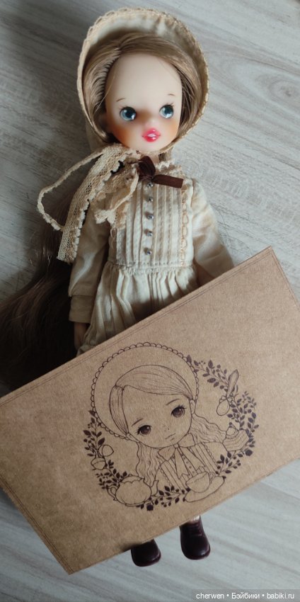 Азиатская коллекционная куколка (фото 5)