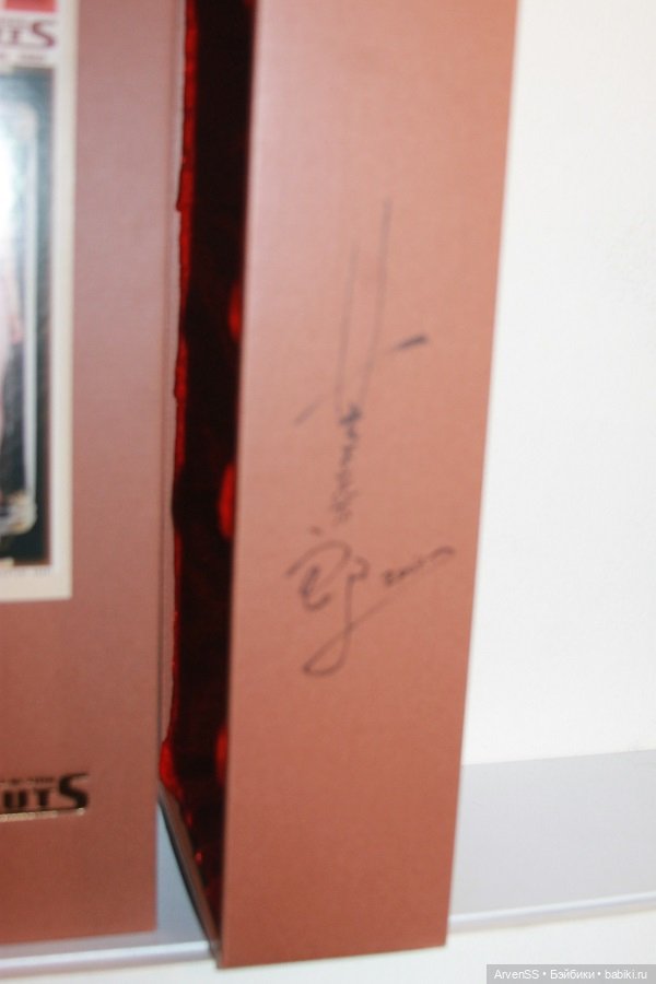 U-Noa Lusis Гентаро Араки (фото 7)