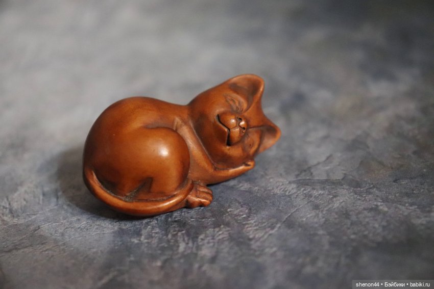 Нэцкэ "Кошка". Винтаж — Статуэтки