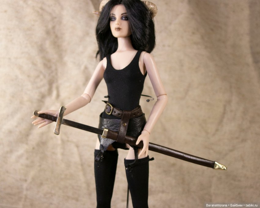 Миниатюра "Меч классика фентези №2" для кукол 1/4 (фото 4)