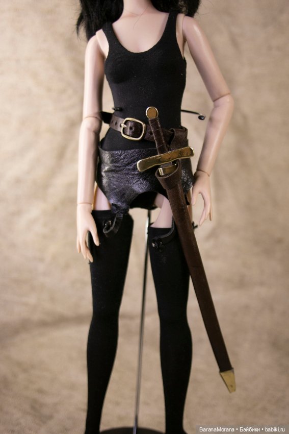 Миниатюра "Меч классика фентези №2" для кукол 1/4 (фото 3)