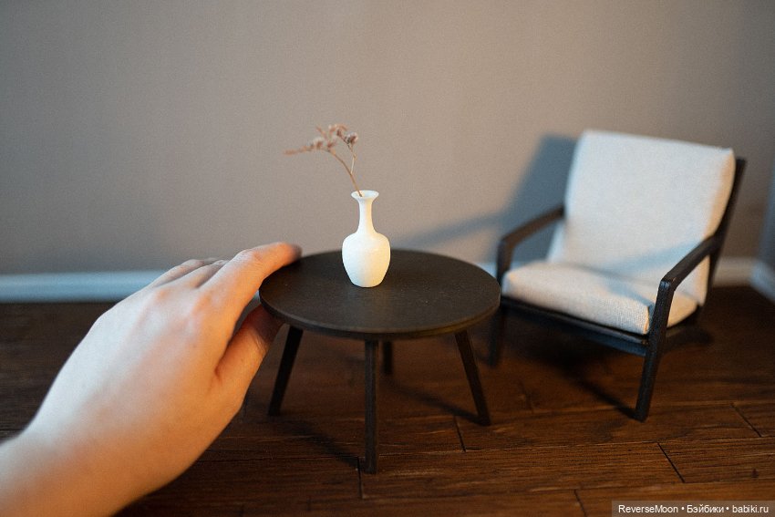 Круглый овальный стол для кукол 1:6 (фото 7)