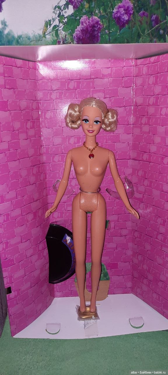 Great Eras Medieval Lady Barbie Барби Средневековая Леди с ресницами (фото 5)