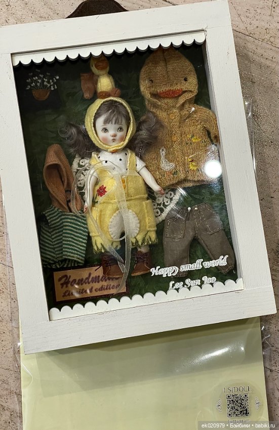 Фарфоровая куколка Sun Joo Lee 9,5 см (фото 8)