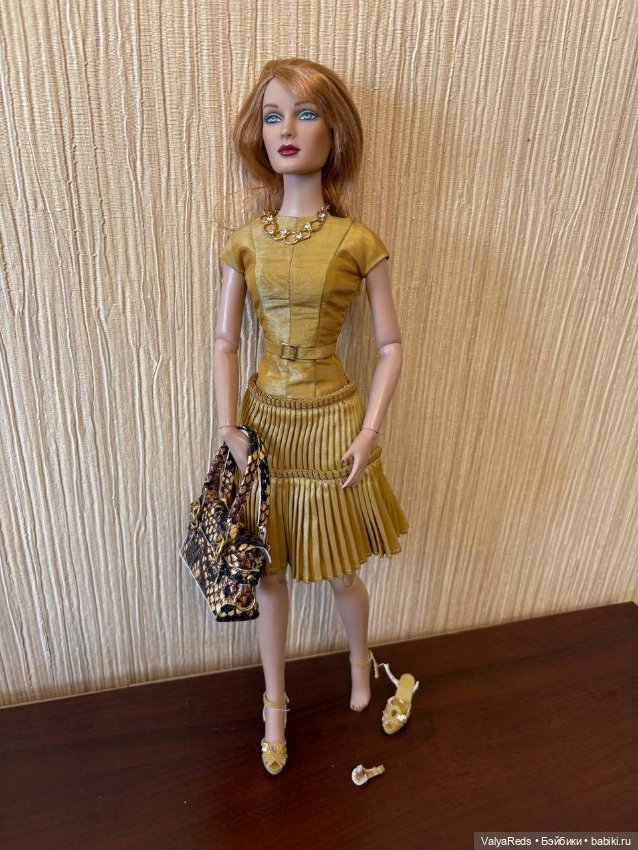 Tonner Tyler Wentworth Doll ft.Sun-Kissed Sophisticated 2008 (фото 4)