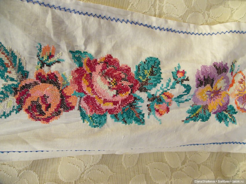 Антикварная дорожка с вышивкой.Франция (фото 3)