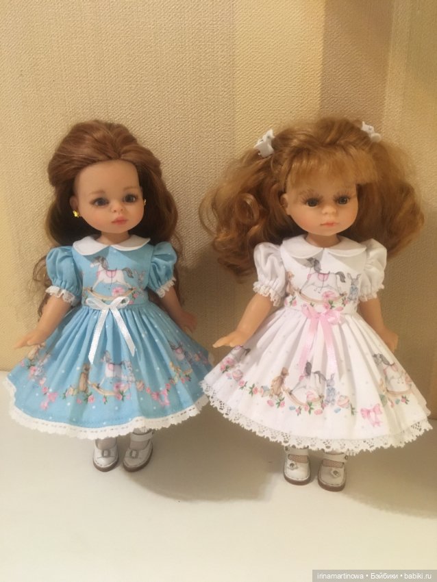 Paola Reina (21 см) платье с лошадками