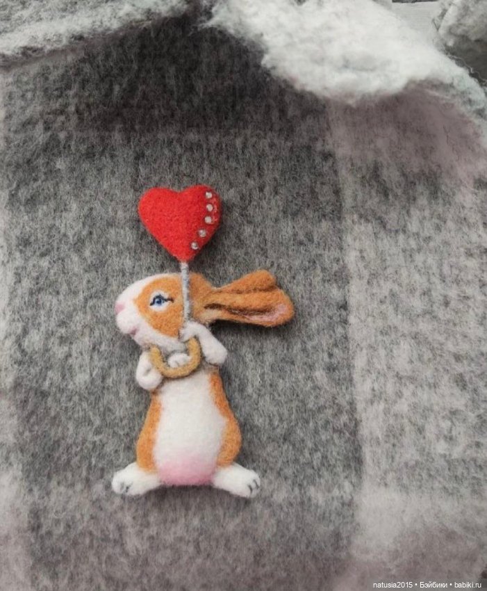 Брошь зайка — Авторские игрушки (фото 5)