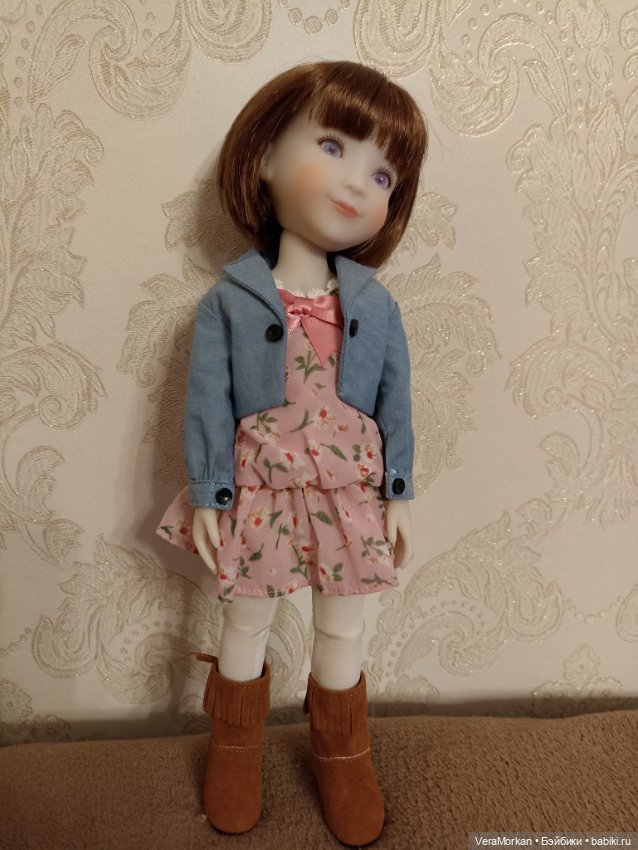 Кукла Ruby Red Dara в полной комплектации (фото 3)