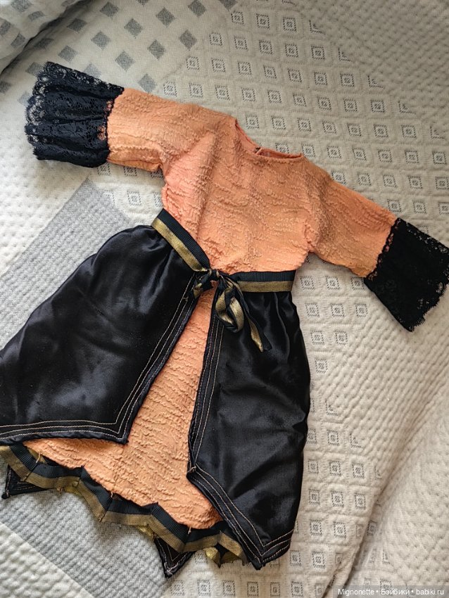 Платье для антикварной куклы, старинное