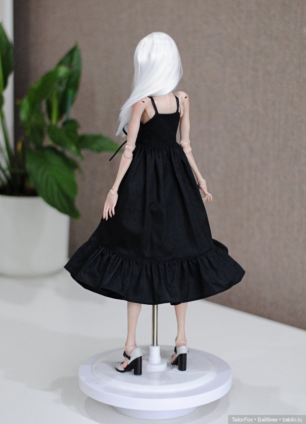 Стильный сарафан на завязках для Химеры и др кукол формата 1/4