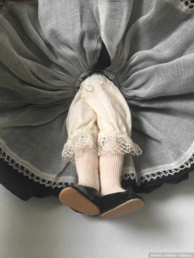 Сувенирная немецкая кукла Schmider (фото 6)