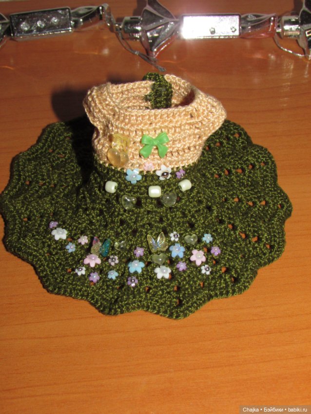 Авторский вязаный наряд\комплект с шляпой "Цветочная Фея-2" на кукол ГДР Кисс Ми \ Kiss Me (фото 5)