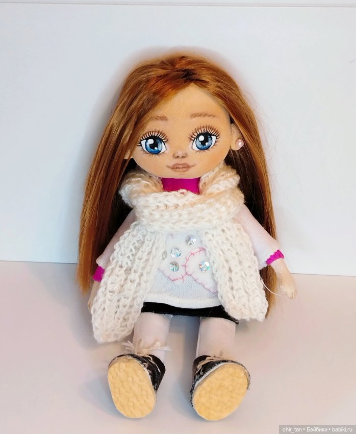 Текстильная куколка из хлопка ручной работы