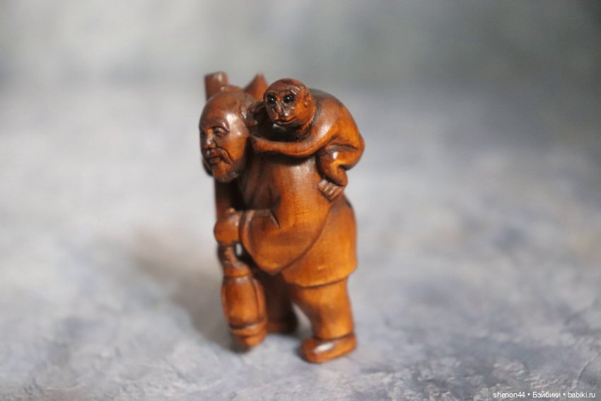 Нэцкэ "Японец с обезьянкой" (фото 3)