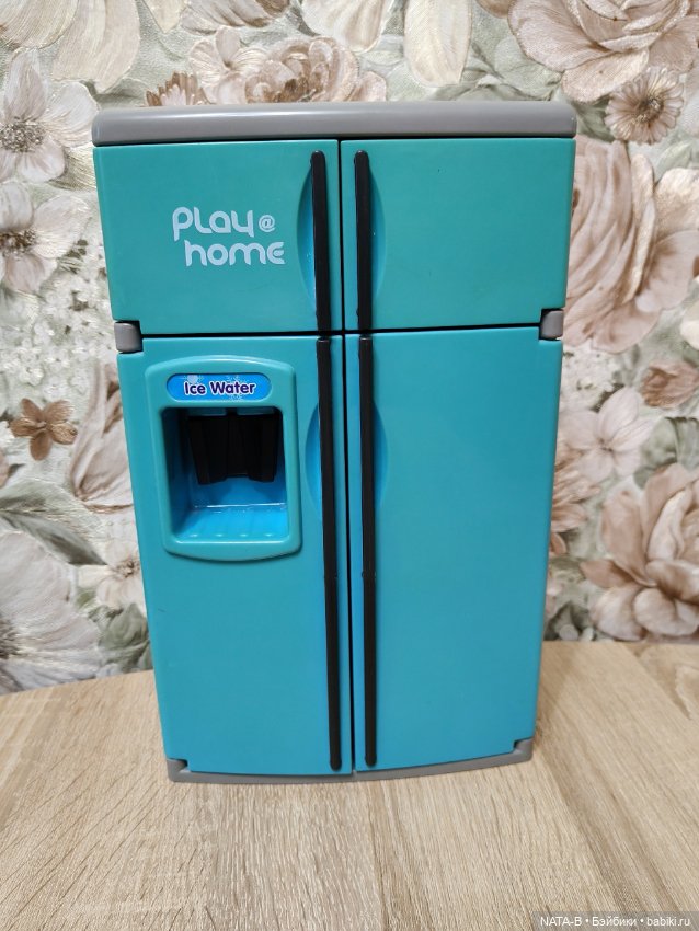 Детский холодильник или для кукол