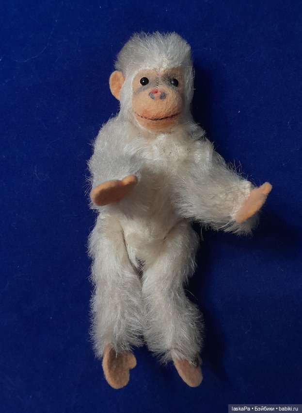 Обезьянка Штайф - игрушка для куклы (фото 2)