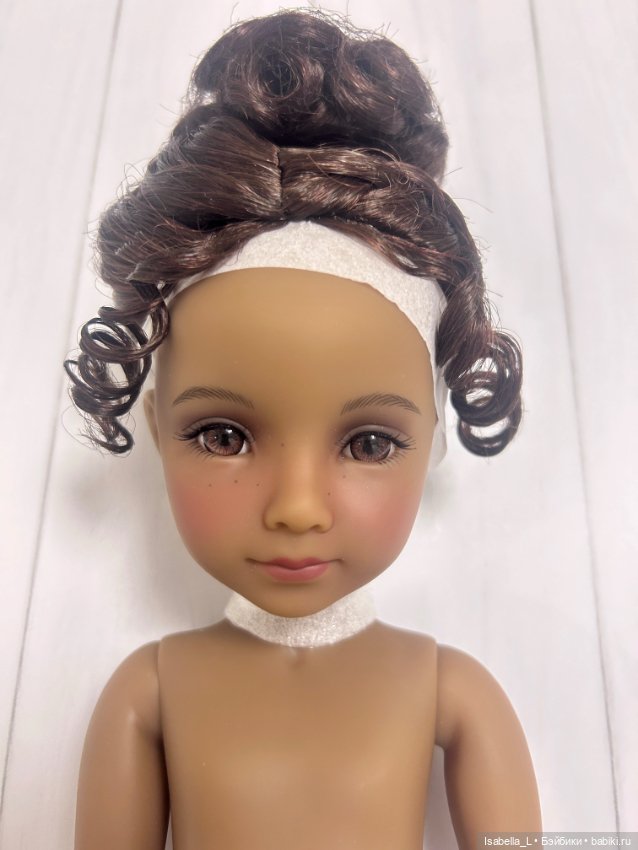 Не распакованный новый парик лимитированной Эстер Ruby Red (Руби Ред) (фото 2)