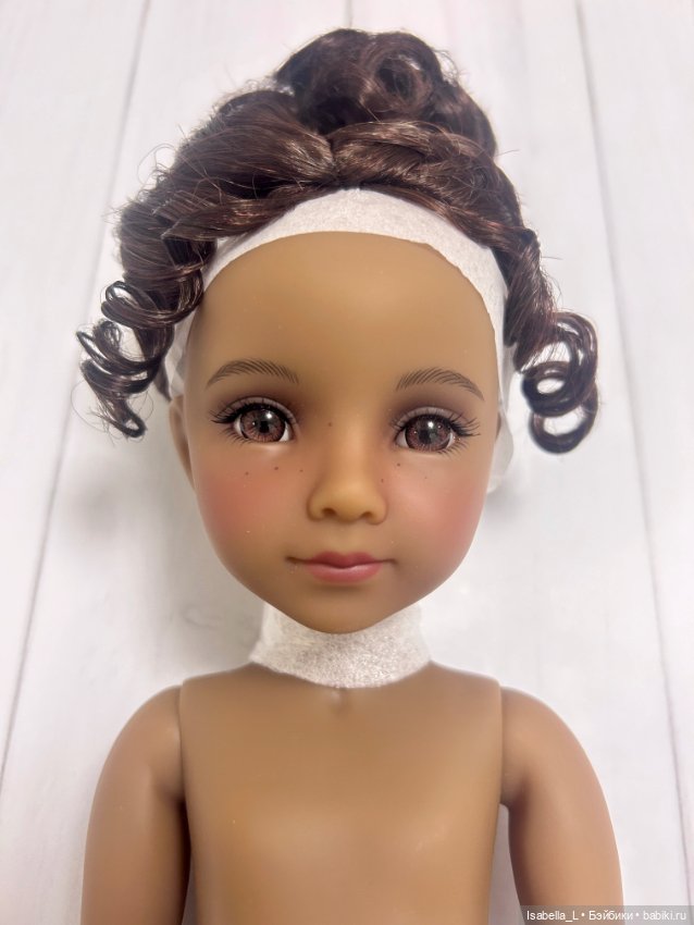 Не распакованный новый парик лимитированной Эстер Ruby Red (Руби Ред) (фото 3)