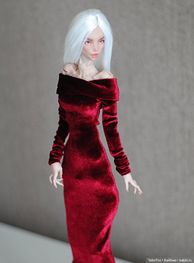 Бордовое бархатное платье для Химеры и других БЖД кукол формата 1/4 (фото 3)