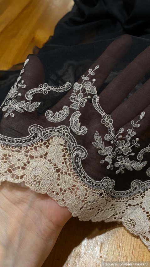 Французский шелк с вышивкой (фото 5)