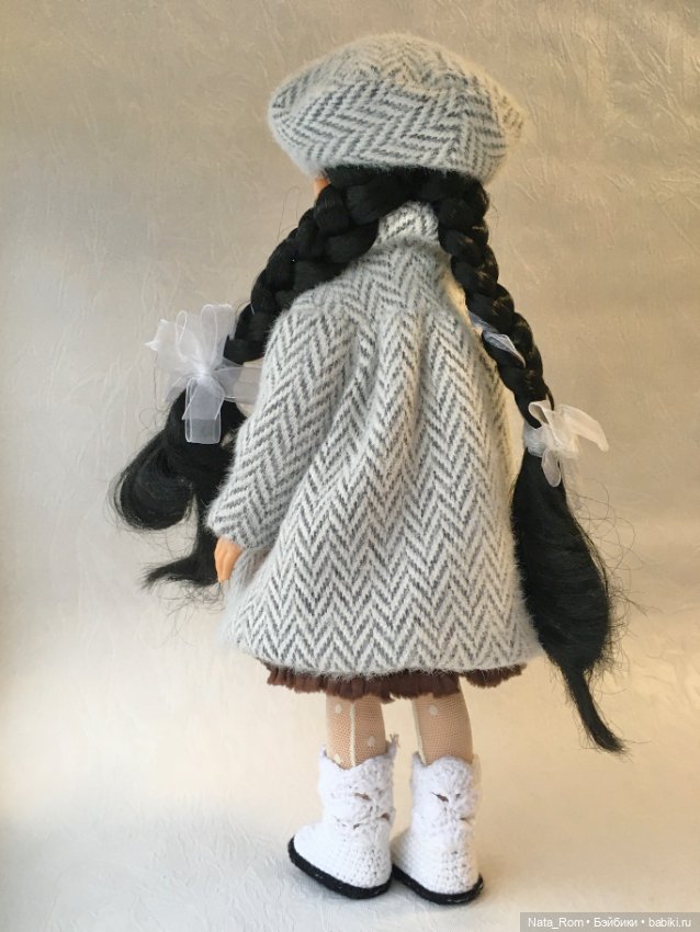 Пальто и берет для куклы Паола Рейна (Paola Reina) (фото 3)