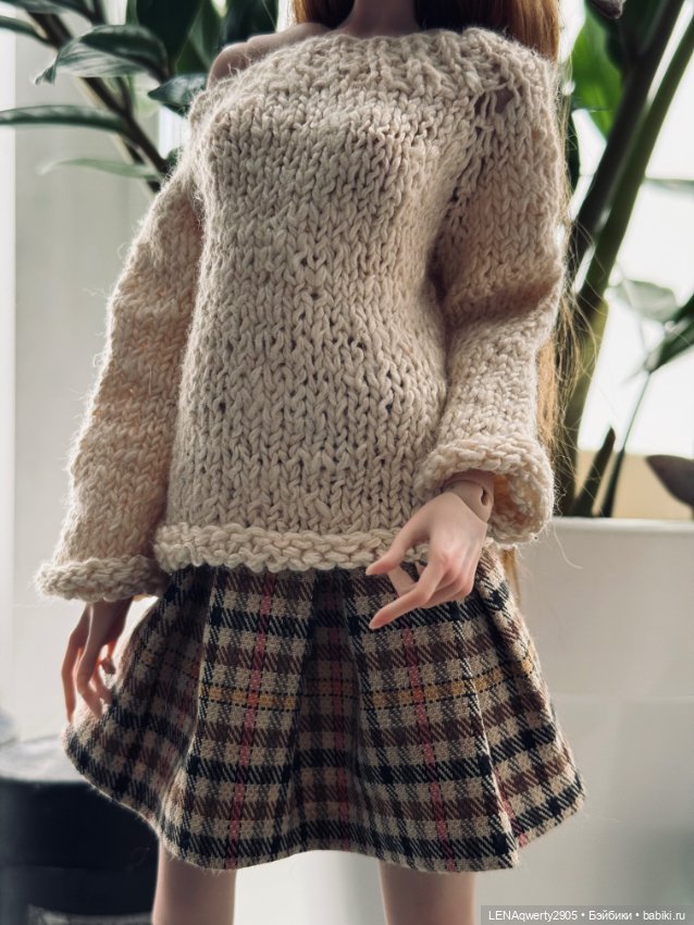 Юбочка с хлопковым джемпером для кукол формата 1/4 (фото 3)