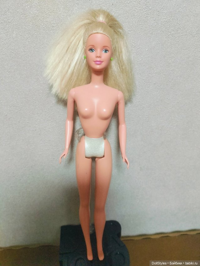 Барби Pretty In Plaid Barbie (blonde) / I love Barbie 1998 (фото 6)