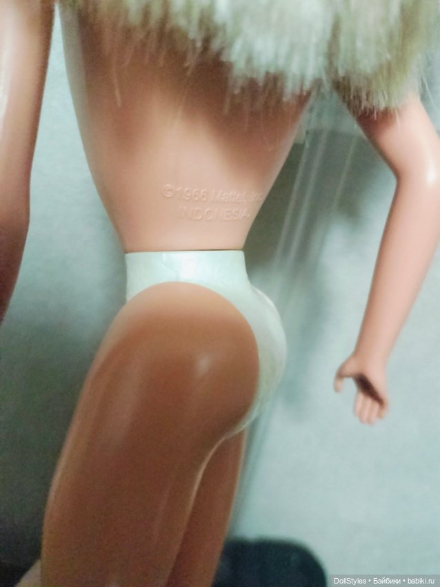 Барби Pretty In Plaid Barbie (blonde) / I love Barbie 1998 (фото 8)