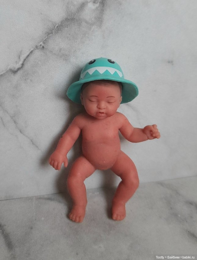 К лоту добавлена панамка-акула. Zuru 2 (фото 5)