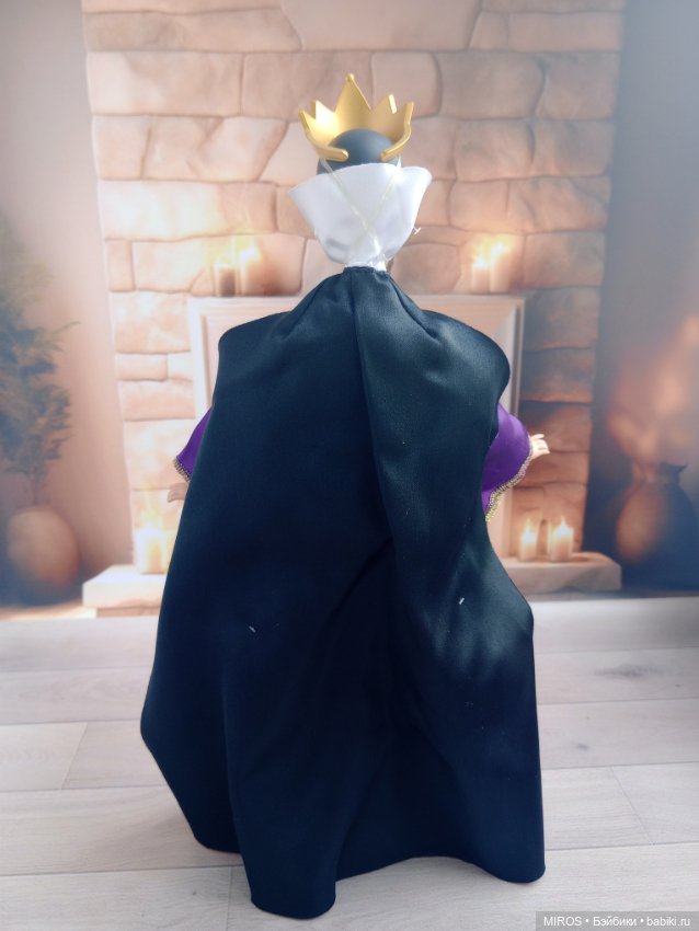 Злая Королева от Disney Store (фото 5)