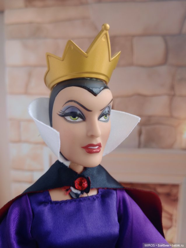 Злая Королева от Disney Store