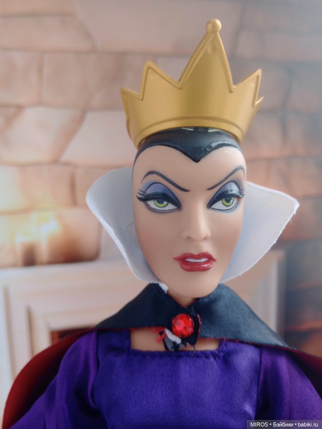 Злая Королева от Disney Store (фото 2)