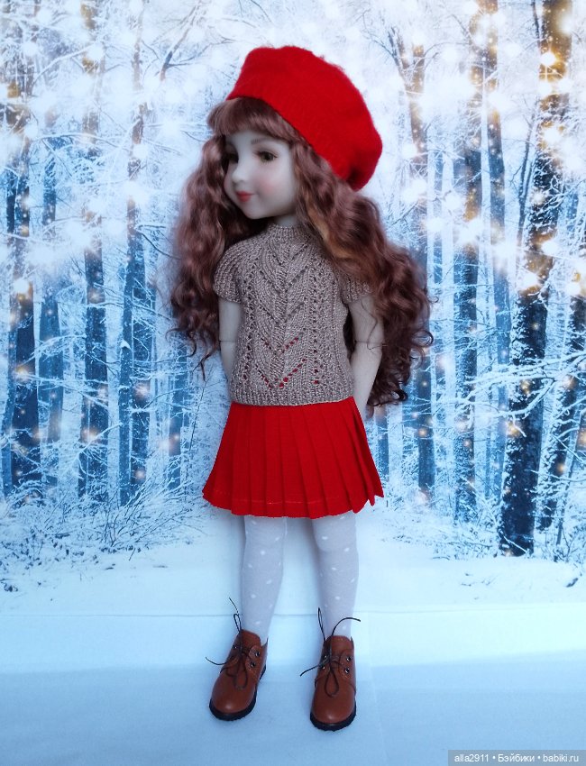 Наряд для Руби Ред 37 см из 4ёх вещей (фото 2)