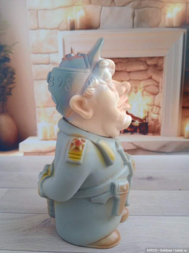 Брежнев по телепередаче 90х "Куклы" (фото 2)