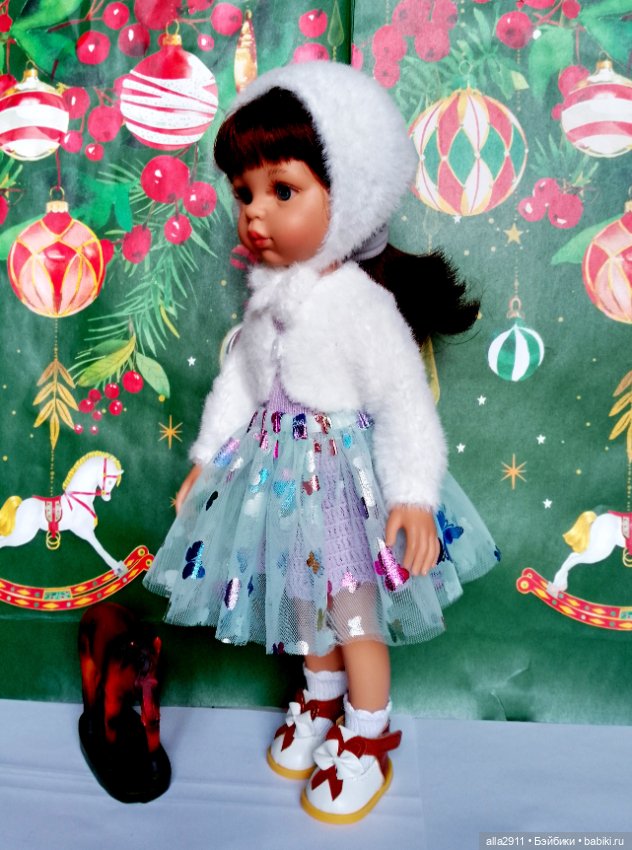 Красивый наряд для Паолочки и подходящих по размеру кукол (фото 8)
