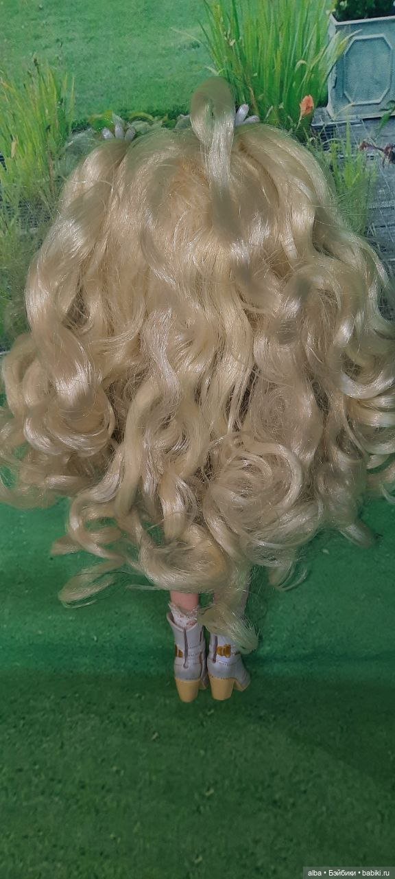 Rainbow high Рейнбоу Делайла Филдс Ромашка (фото 5)