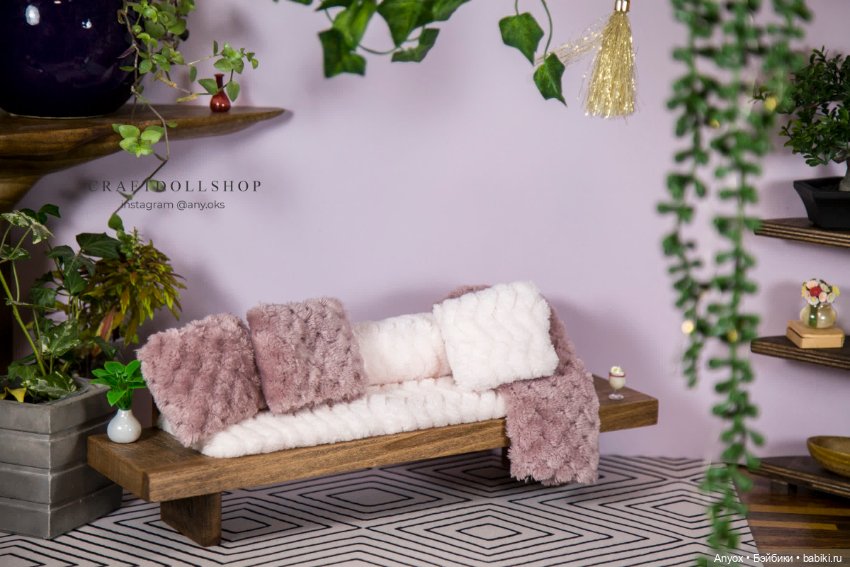 Диван для кукол 1/6 из массива Бука (фото 2)