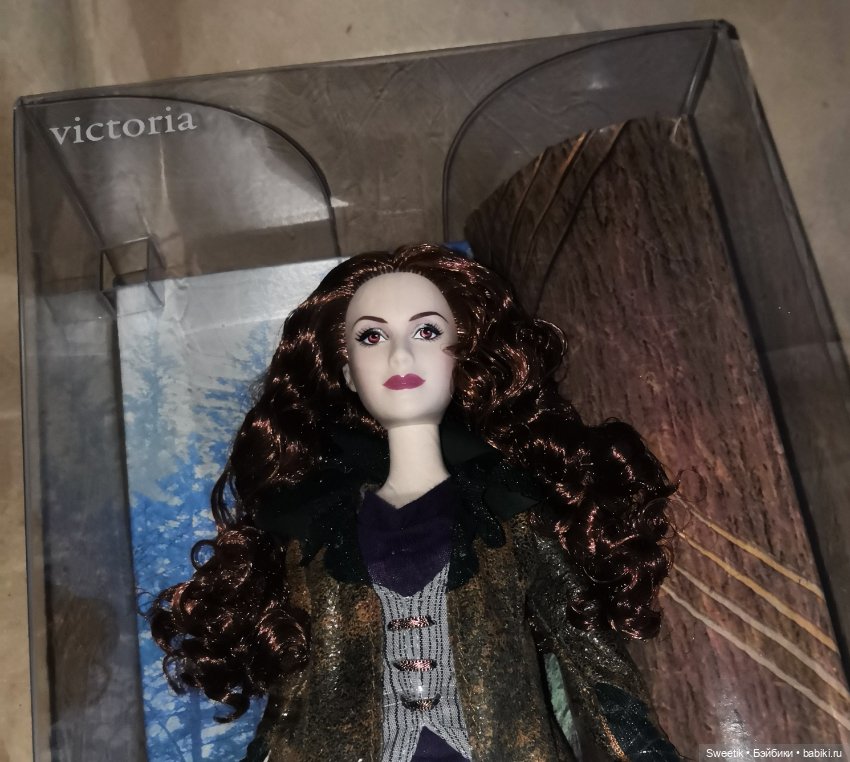 Кукла Виктория Сумерки от mattel