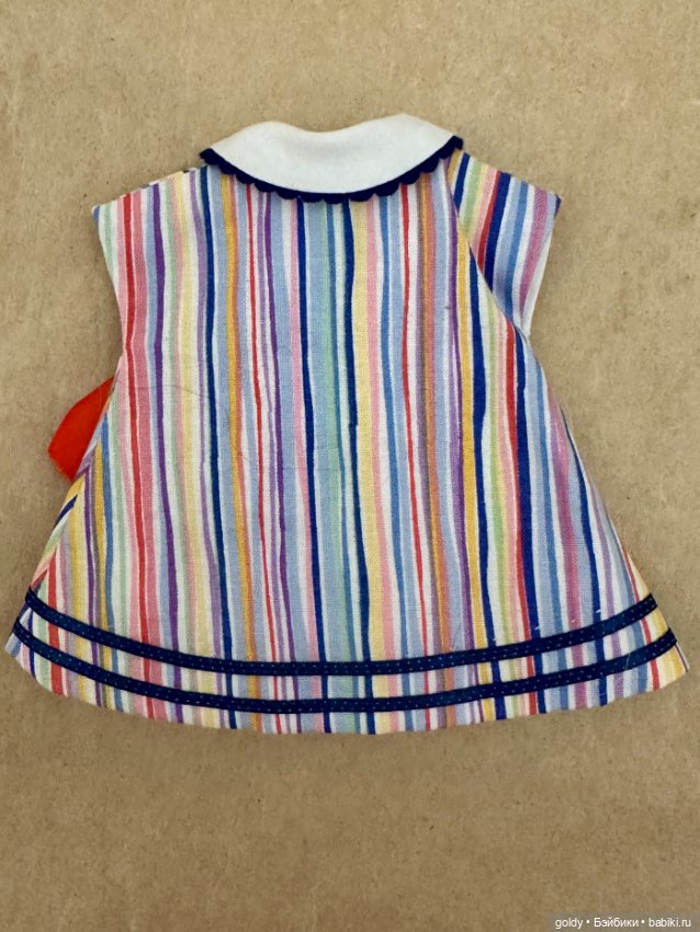 Продам платье Бонека для кукол 26 см (фото 2)