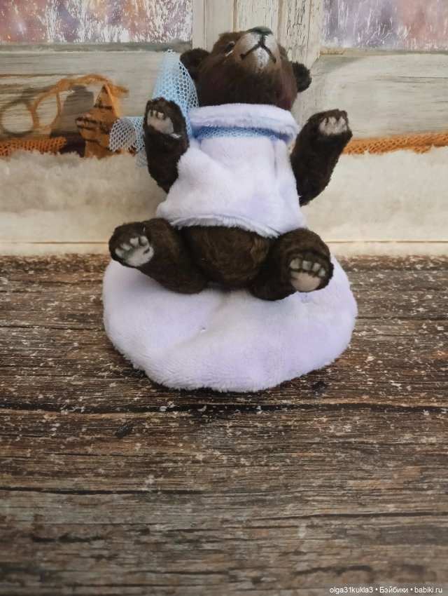 Мишка на подушке — Авторские игрушки (фото 4)